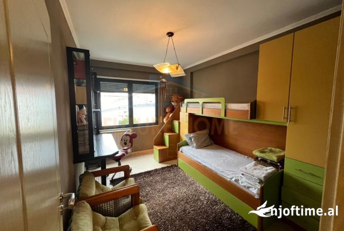 Shtepi me qera Apartament ne Tirane, 2+1, Mobilimi E mobiluar, Pagesa 600  Euro.