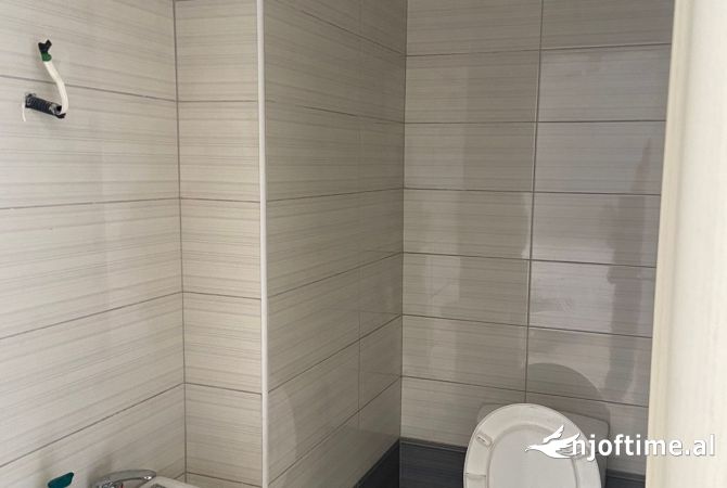 Ambient biznesi ne shitje 1+1 ne Tirane - 60,000 Euro
