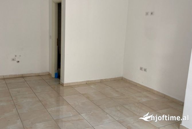 Ambient biznesi ne shitje 1+1 ne Tirane - 60,000 Euro