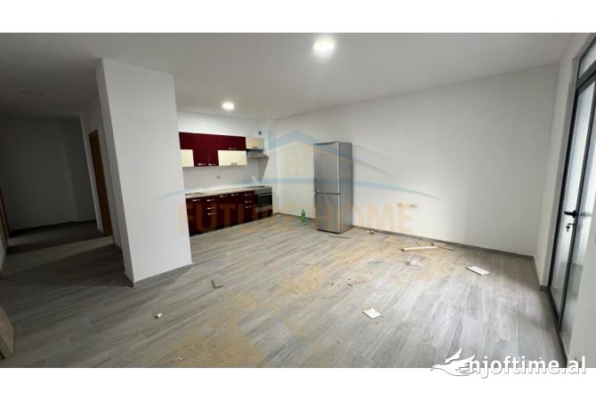 Shtepi me qera 3+1 ne Tirane - 450 Euro