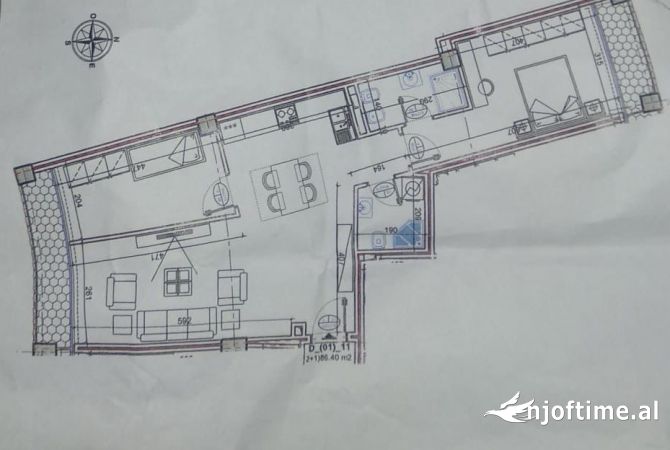 Ambient biznesi me qera 3+1 ne Tirane - 1,300 Euro