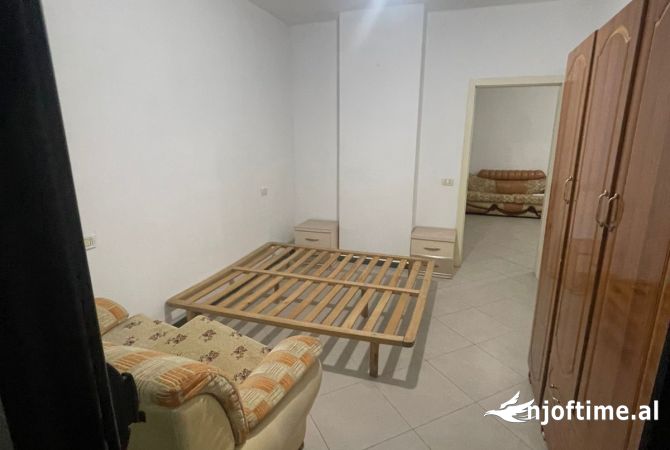 Shtepi me qera 1+1 ne Tirane - 350 Euro