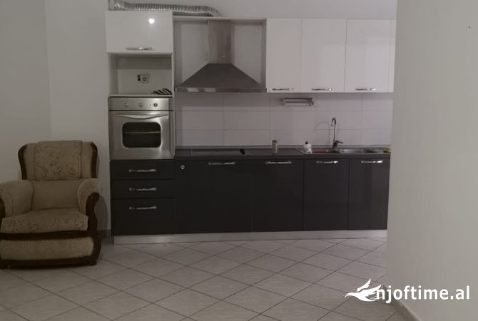 Apartment for rent in Tirana 2+1, Emty
