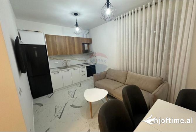 Apartament me qira 2+1 i arreduar