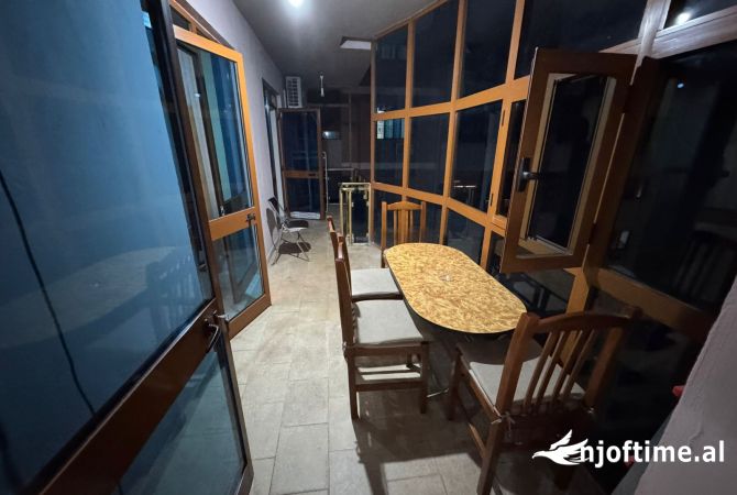 Shtepi me qera 2+1 ne Tirane - 700 Euro