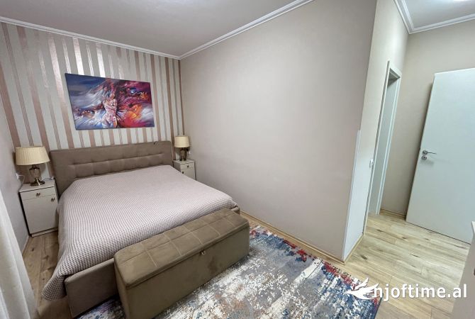 Shtepi me qera 2+1 ne Tirane - 700 Euro