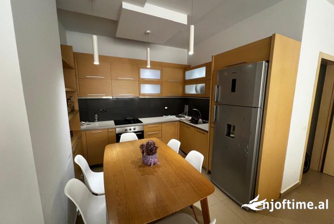Shtepi me qera 2+1 ne Tirane - 55,000 Leke