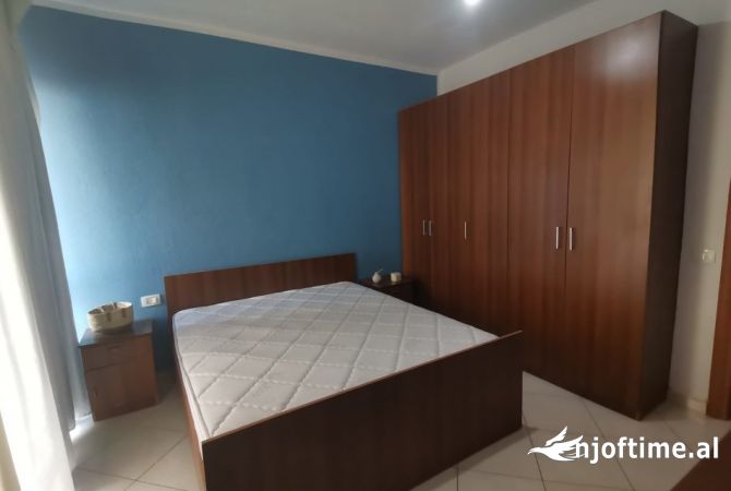Shtepi me qera 1+1 ne Tirane - 400 Euro