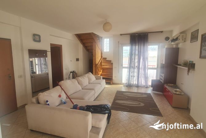 Shtepi ne shitje 2+1 ne Tirane - 215,000 Euro