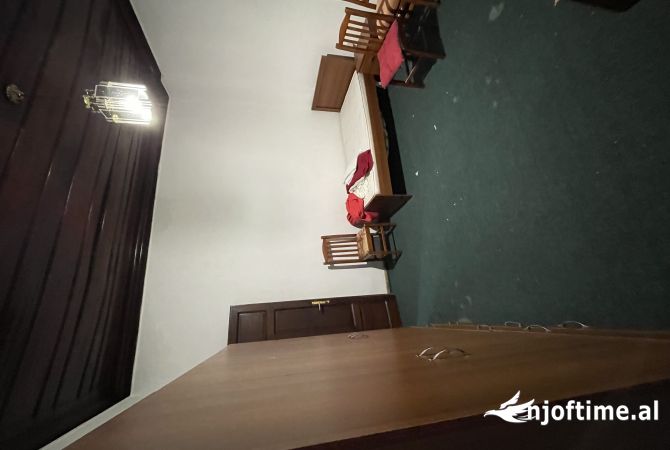 Shtepi me qera 3+1 ne Tirane - 40,000 Leke