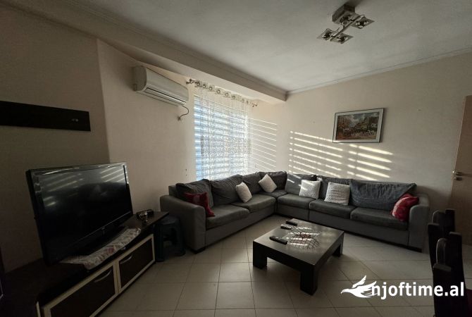 Shtepi ne shitje 2+1 ne Tirane - 125,000 Euro