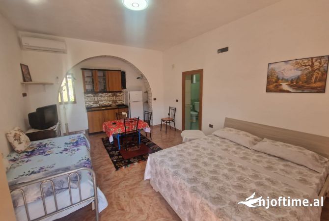 Shtepi ne shitje 6+1 ne Durres - 210,000 Euro