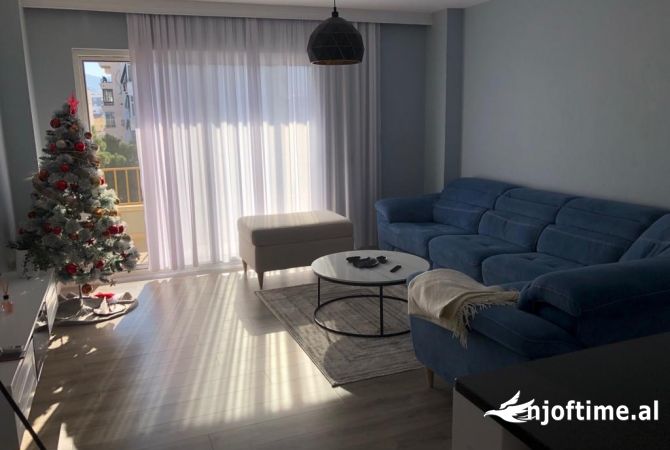 Shtepi ne shitje 2+1 ne Tirane - 250,000 Euro