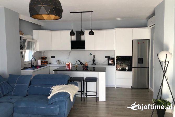 Shtepi ne shitje 2+1 ne Tirane - 250,000 Euro