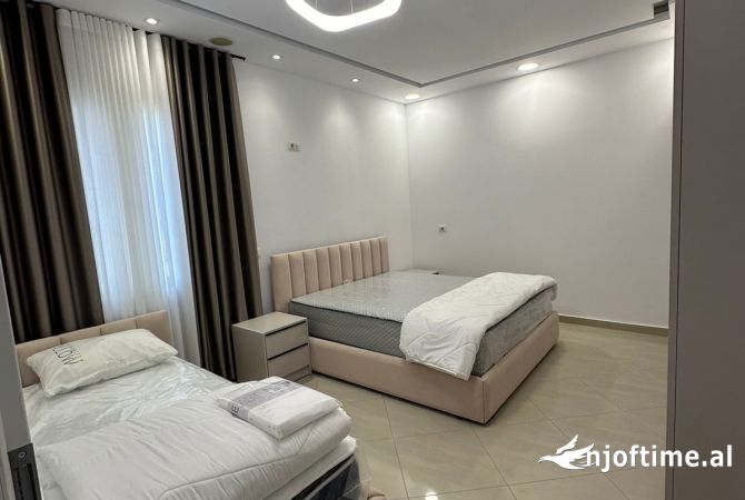 Shtepi me qera 1+1 ne Tirane - 50,000 Leke