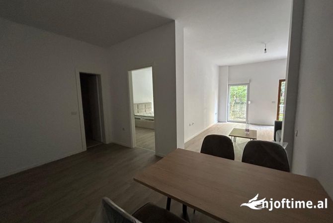 Shtepi ne shitje 1+1 ne Durres - 90,000 Euro