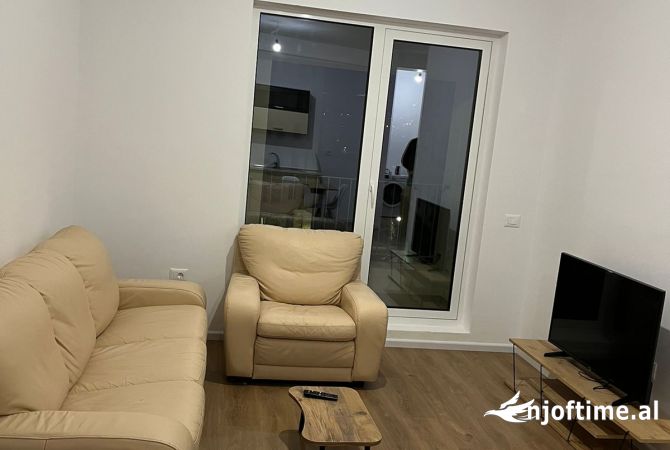 Shtepi me qera 2+1 ne Tirane - 45,000 Leke