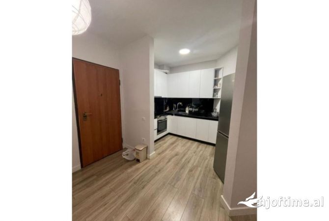 Shtepi me qera 2+1 ne Tirane - 500 Euro