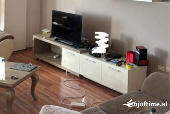 Shtepi me qera 3+1 ne Tirane - 700 Euro
