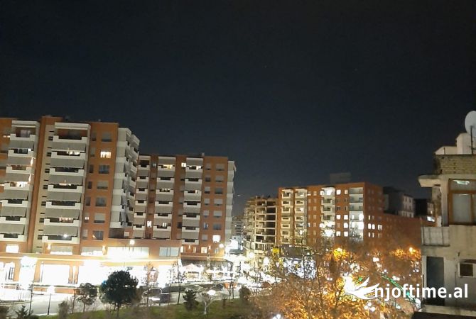 Ambient biznesi me qera 3+1 ne Tirane - 700 Euro