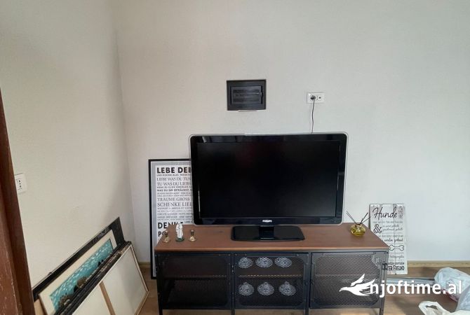 Shtepi me qera Garsoniere ne Tirane - 400 Euro