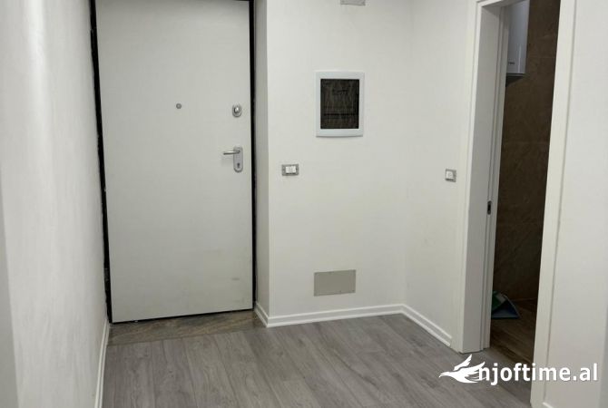 Ambient biznesi me qera 3+1 ne Tirane - 500 Euro