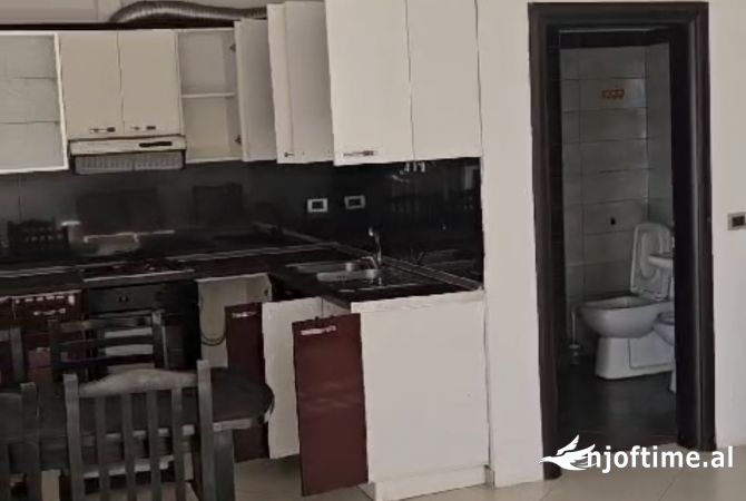 Casa in affitto 2+1 a Tirana - 38,000 Leke