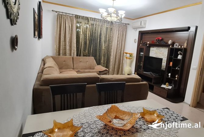 Shtepi me qera 1+1 ne Tirane - 450 Euro