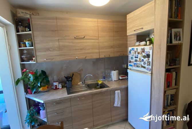 Shtepi ne shitje 1+1 ne Tirane - 90,000 Euro