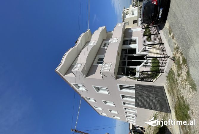 Shtepi ne shitje 3+1 ne Durres - 390,000 Euro