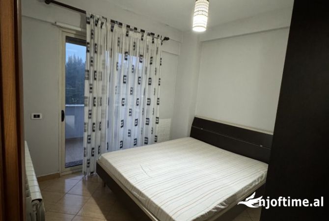 Shtepi me qera 2+1 ne Tirane - 45,000 Leke