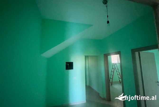 Shtepi me qera Shtepi Private ne Tirane, 2+1, Mobilimi Bosh, pa mobiluar, Pagesa 30,000  Leke.