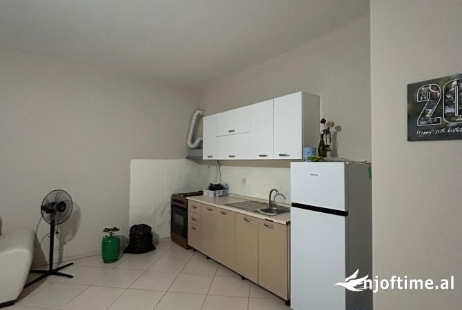 Shtepi ne shitje 1+1 ne Tirane - 85,000 Euro