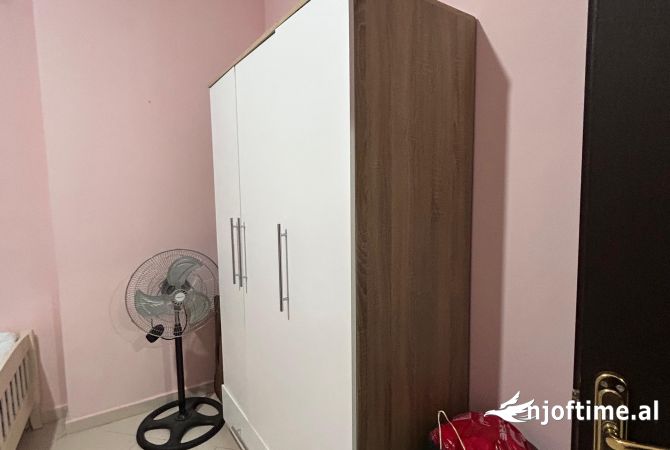 Shtepi ne shitje Apartament ne Tirane, 1+1, Mobilimi E mobiluar, Pagesa 85,000  Euro.