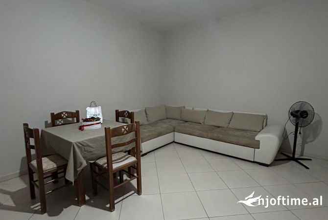 Shtepi ne shitje 1+1 ne Tirane - 85,000 Euro