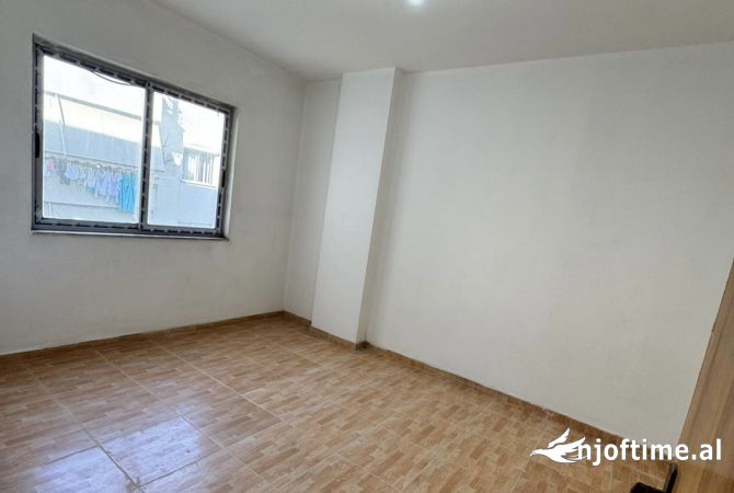Shtepi ne shitje 3+1 ne Tirane - 193,000 Euro