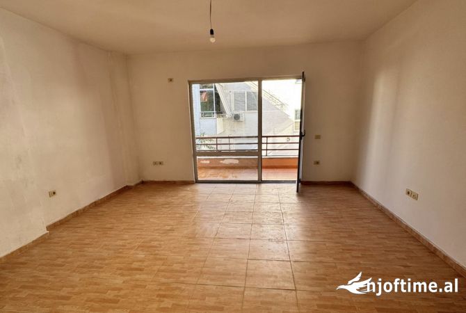 Shtepi ne shitje 3+1 ne Tirane - 193,000 Euro