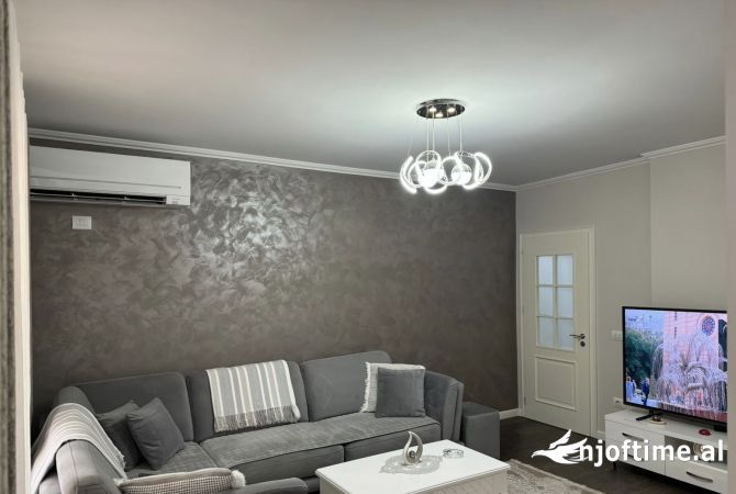 Shtepi ne shitje 2+1 ne Tirane - 295,000 Euro