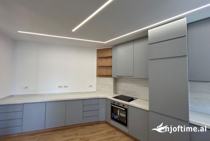 Shtepi me qera 1+1 ne Tirane - 700 Euro