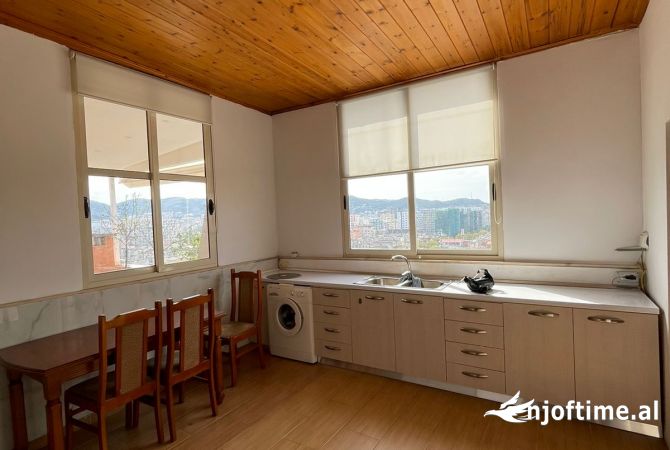 Shtepi me qera 2+1 ne Tirane - 600 Euro