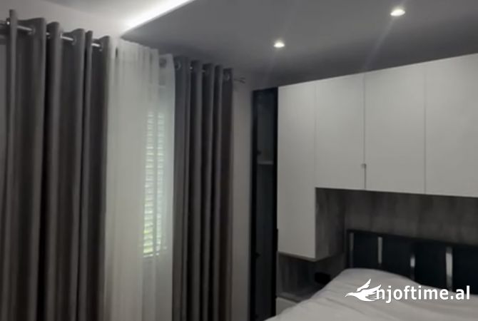 Shtepi ne shitje 2+1 ne Tirane - 180,000 Euro