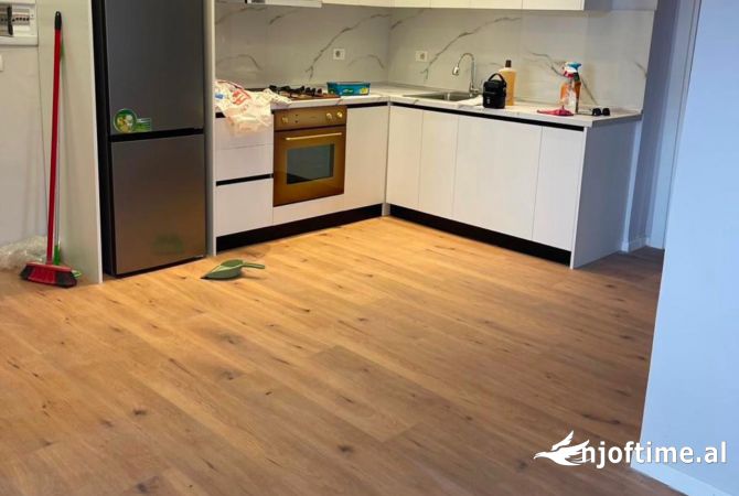 Shtepi me qera 1+1 ne Tirane - 40,000 Leke
