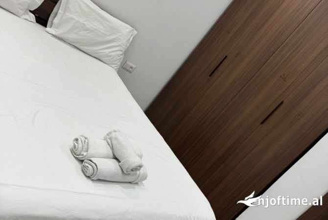 Shtepi me qera 1+1 ne Tirane - 45,000 Leke
