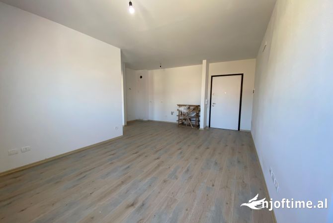 Shtepi me qera 1+1 ne Tirane - 50,000 Leke