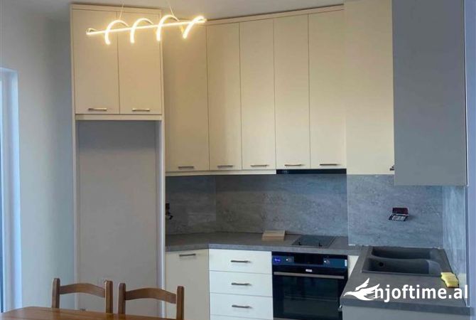 Shtepi me qera 1+1 ne Tirane - 550 Euro