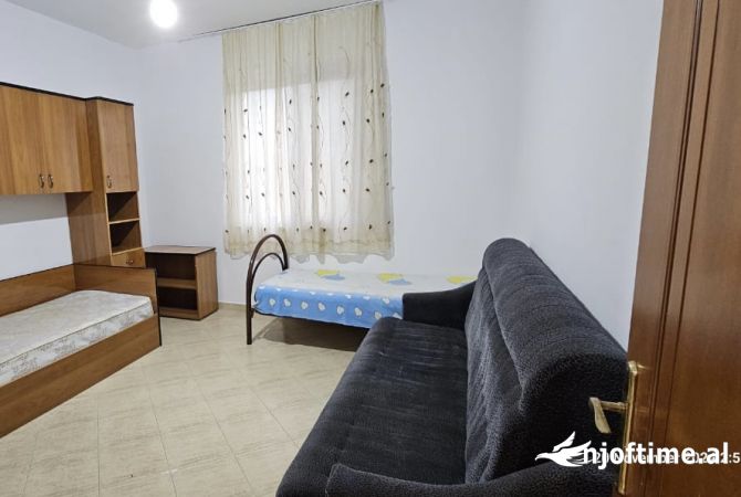 Shtepi me qera 2+1 ne Tirane - 55,000 Leke
