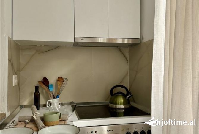 Shtepi me qera Apartament ne Tirane, 1+1, Mobilimi E mobiluar, Pagesa 62,000  Leke.