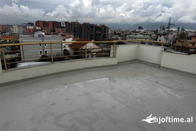 Shtepi me qera Shtepi Private ne Tirane, 2+1, Mobilimi E mobiluar, Pagesa 40,000  Leke.