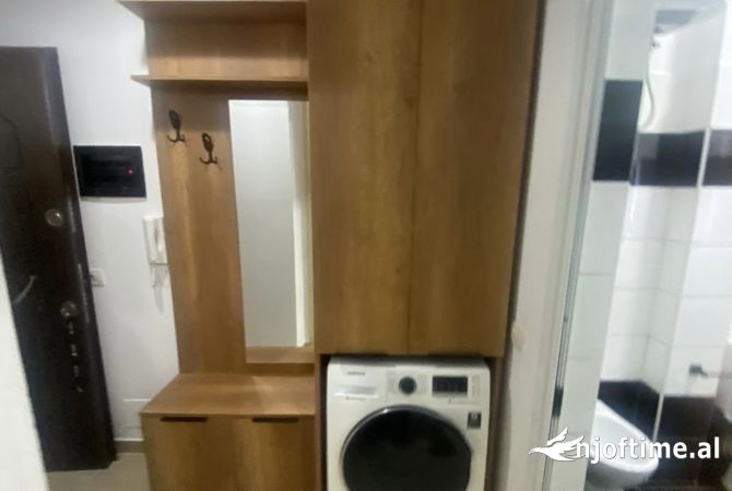 Shtepi me qera Apartament ne Tirane, 1+1, Mobilimi E mobiluar, Pagesa 50,000  Leke.