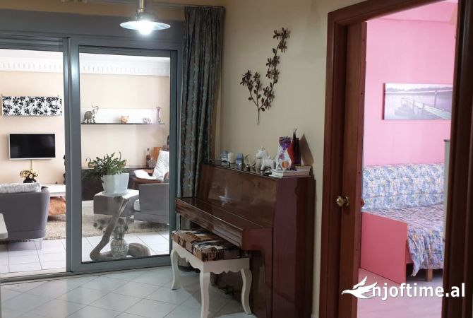 Shtepi me qera 2+1 ne Tirane - 45,000 Leke
